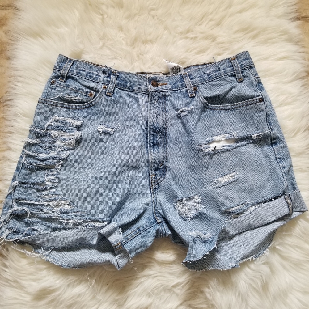 Levis Cut Off Distressed Blue Denim Shorts 36